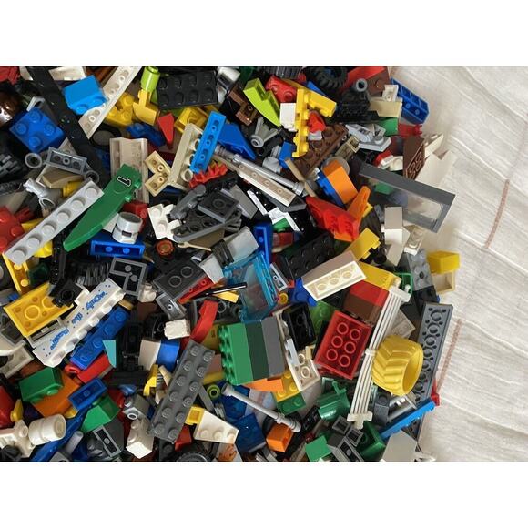 LEGOS Huge Lot Mixed UNSEARCHED 9.5+ lbs Bricks Plates Wheels MIni Figures Figs - Picture 12 of 16